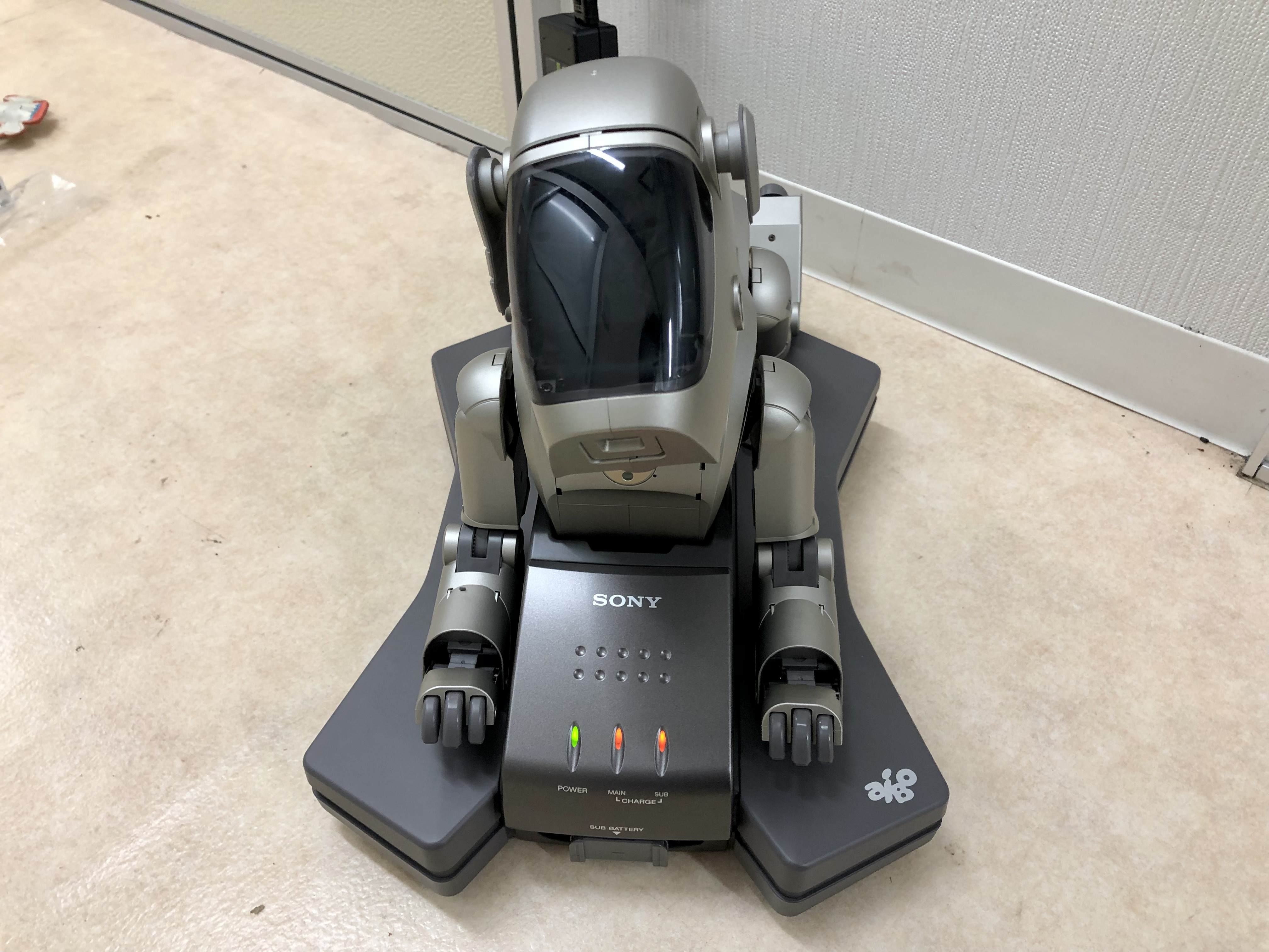 Sony AIBO 初代 アイボ ERS-110 ペット型ロボット 未使用品 お買取り 